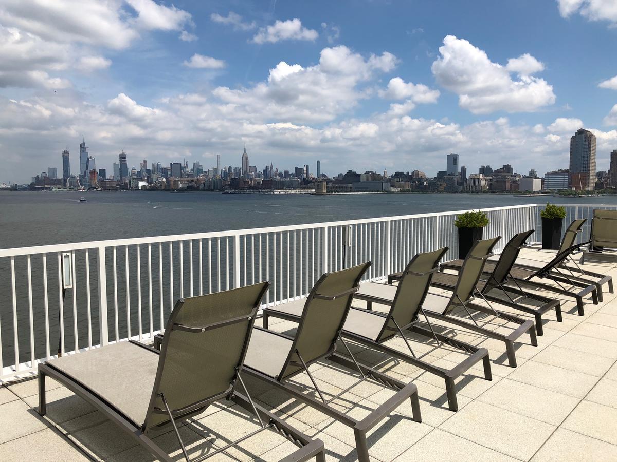 Dharma Home Suites Jc At Exchange Place Jersey City Exterior foto